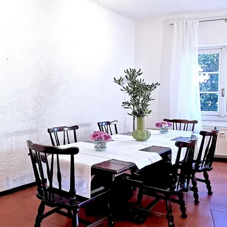 Luxurious In With Swimming Pool Holiday home Lierna